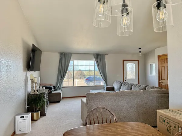 $360,000 | 725 South Walsh Avenue, Holyoke, CO 80734