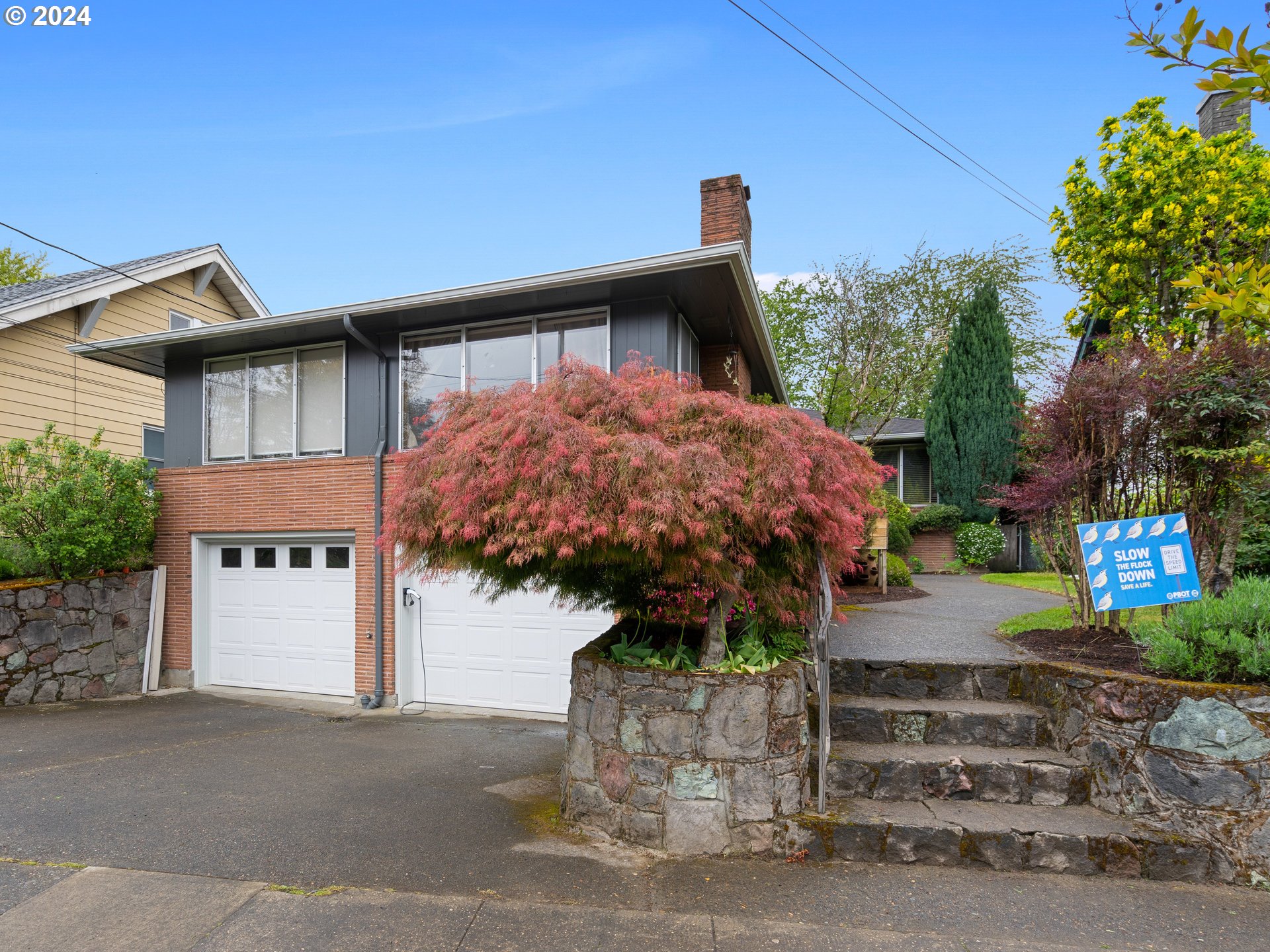 3748 Southeast 10th Ave