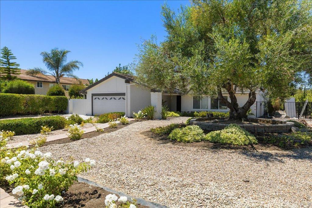 12498 Grandee Road San Diego, CA 92128 - Photo 2 of 4