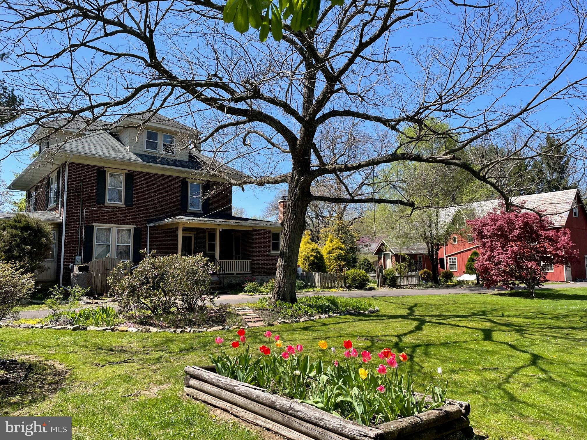225 Linden Lane Riegelsville, PA 18077 - Photo 1 of 27 Gallery Image 1