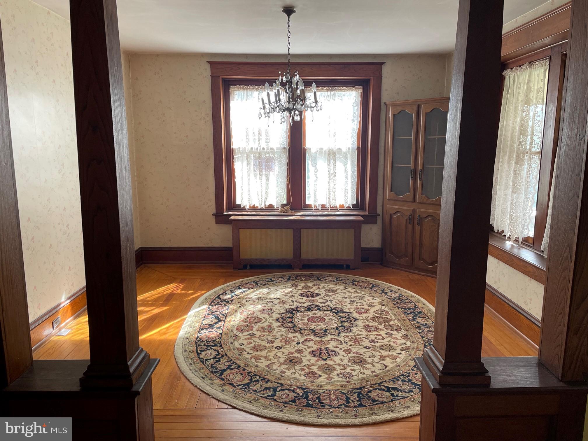 225 Linden Lane Riegelsville, PA 18077 - Photo 10 of 27 Dining room