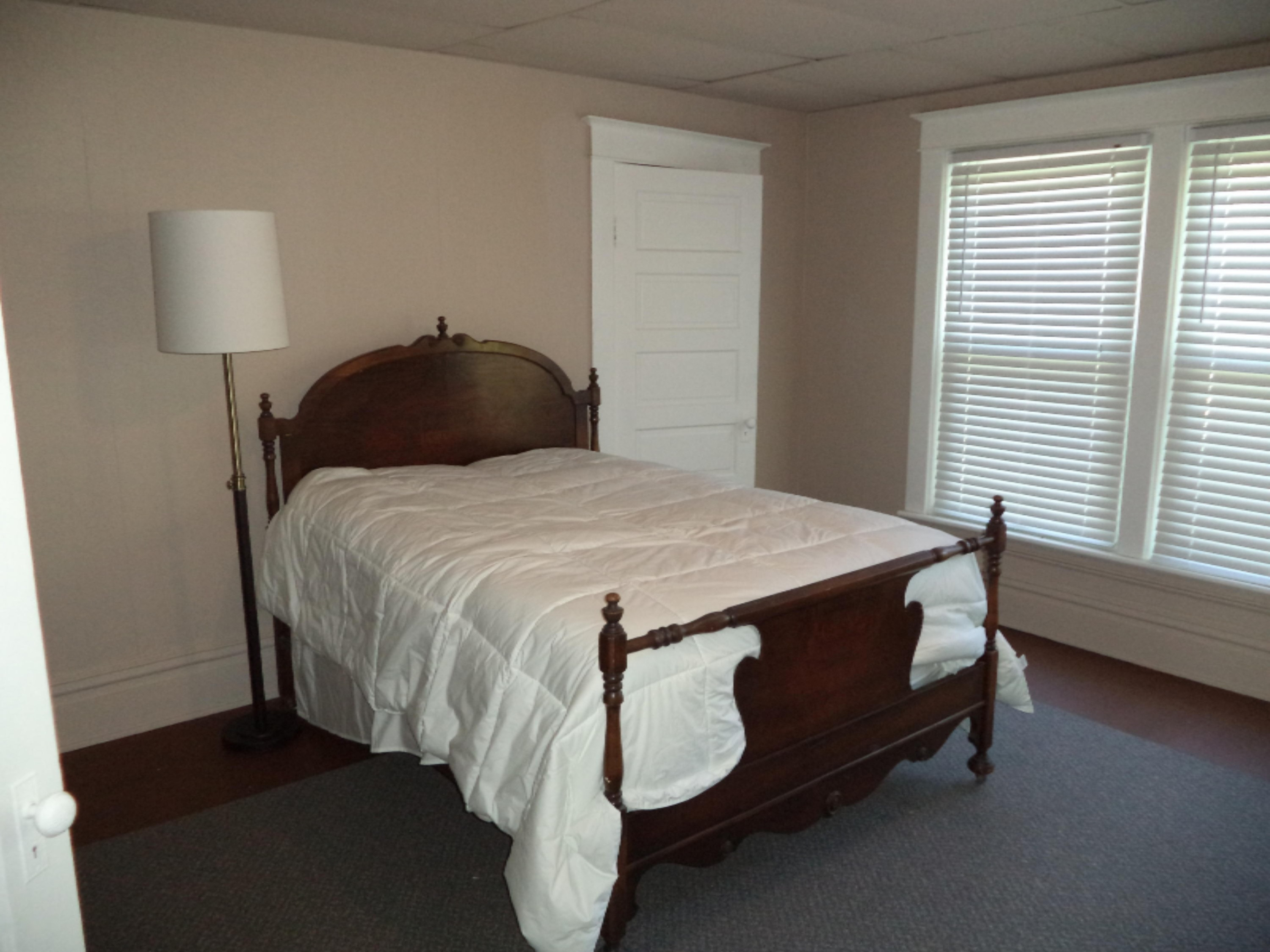 1640 5th Street Muskegon, MI 49441 - Photo 12 of 26 DSC04155