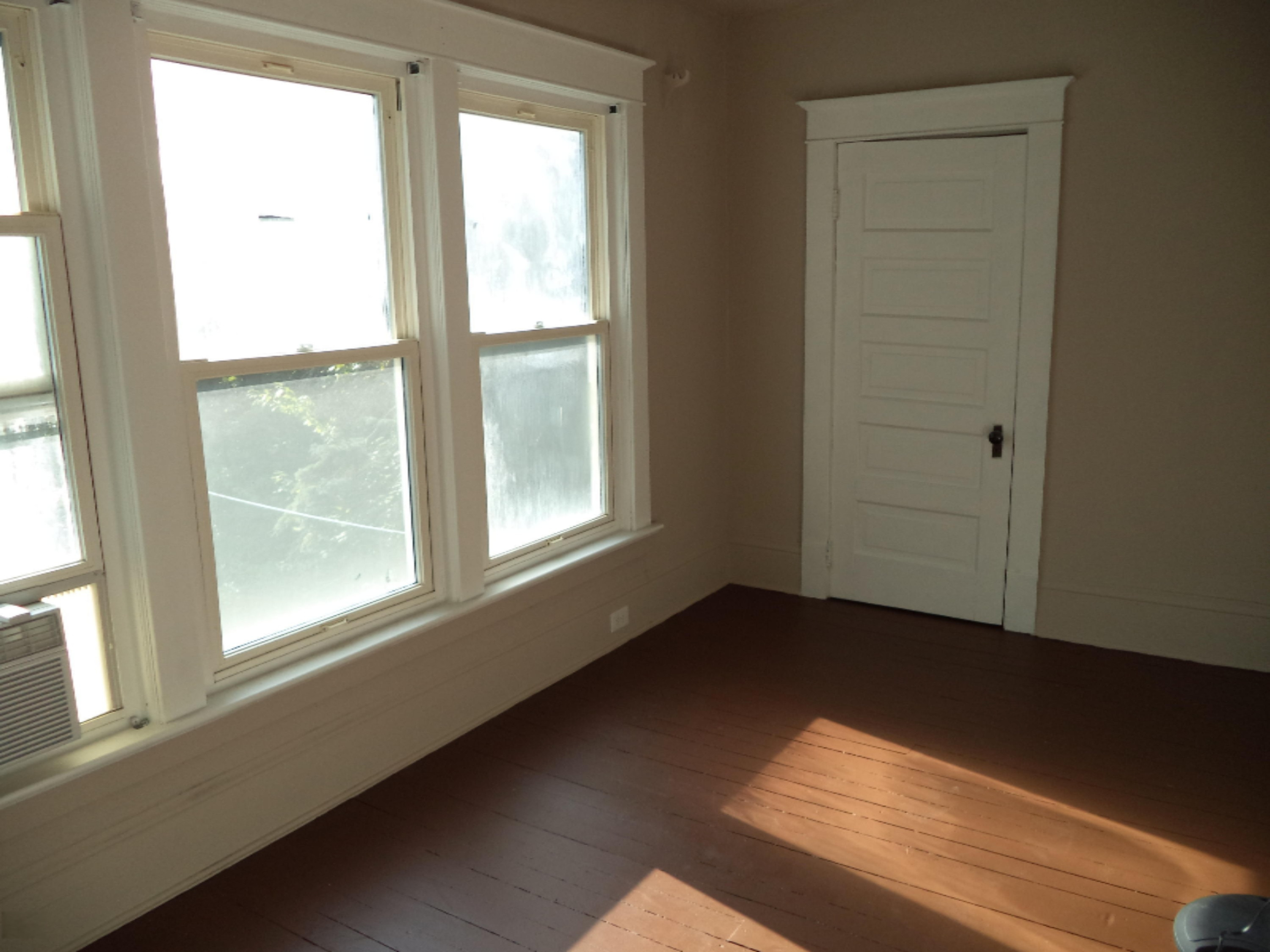 1640 5th Street Muskegon, MI 49441 - Photo 13 of 26 DSC04158