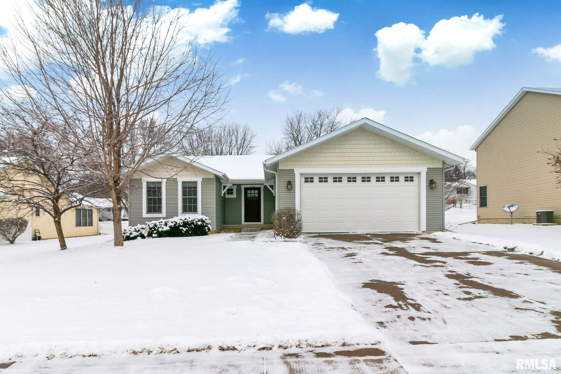 5732 Appleton Road Bettendorf, IA 52722 - Photo 2 of 25 Gallery Image 2
