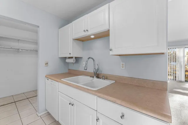 $140,000 | 4397 Wilshire Boulevard, Unit 204, Mound, MN 55364