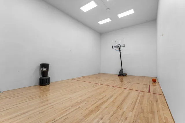 $140,000 | 4397 Wilshire Boulevard, Unit 204, Mound, MN 55364