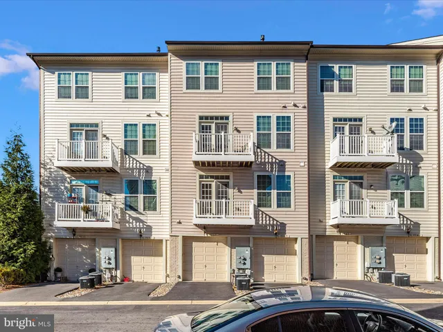 $425,000 | 9537 Hyde Place, Frederick, MD 21704