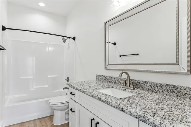 $1,800 | 106 Havana Street, Unit B, Belle Chasse, LA 70037