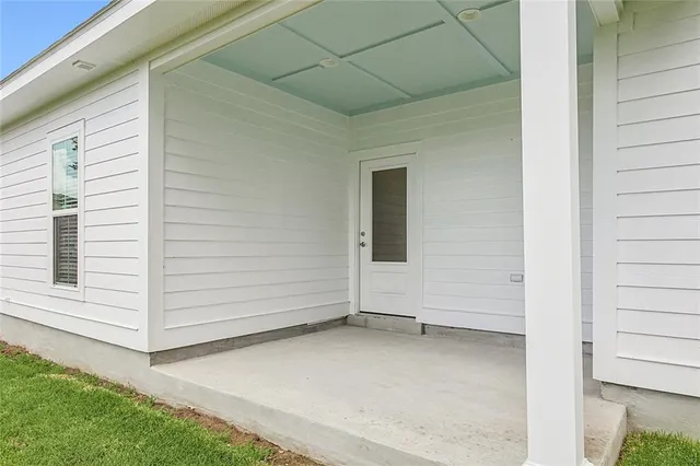 $1,800 | 106 Havana Street, Unit B, Belle Chasse, LA 70037