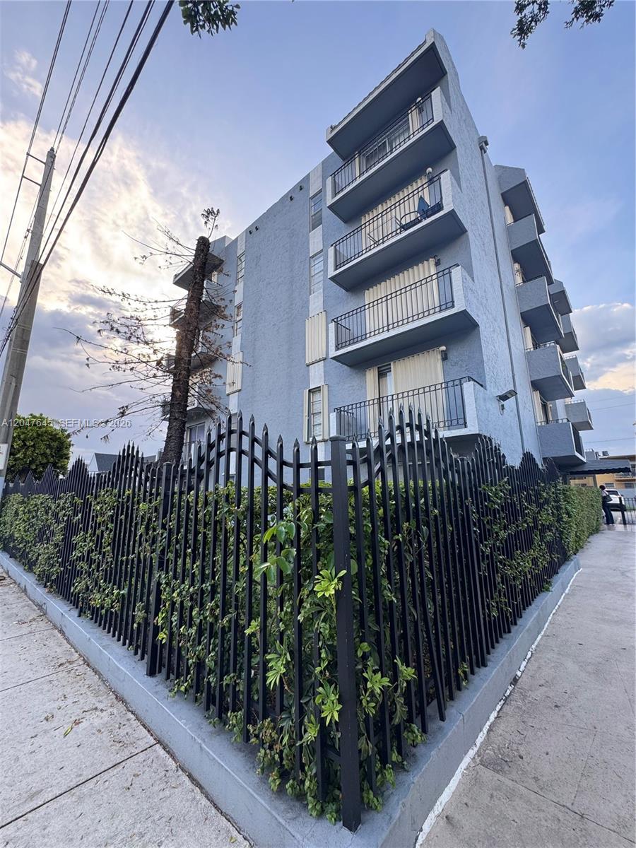 1933 Southwest 7th Street, Unit 504 Miami, FL 33135 - Photo 2 of 37