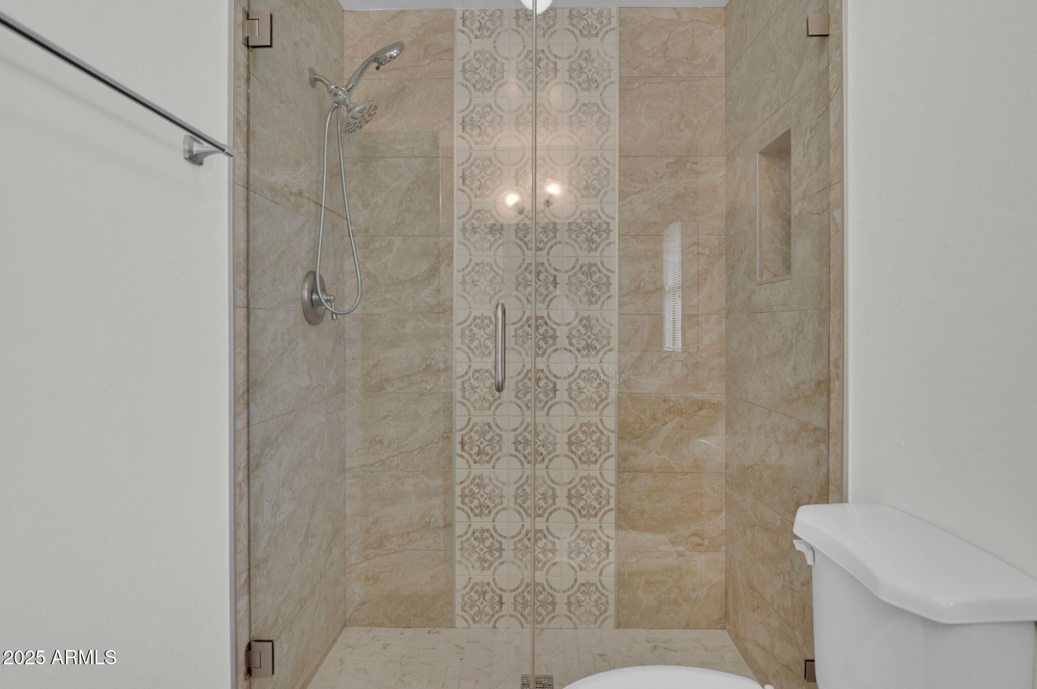 7325 West Williams Street Phoenix, AZ 85043 - Photo 22 of 30 Upstairs Bathroom
