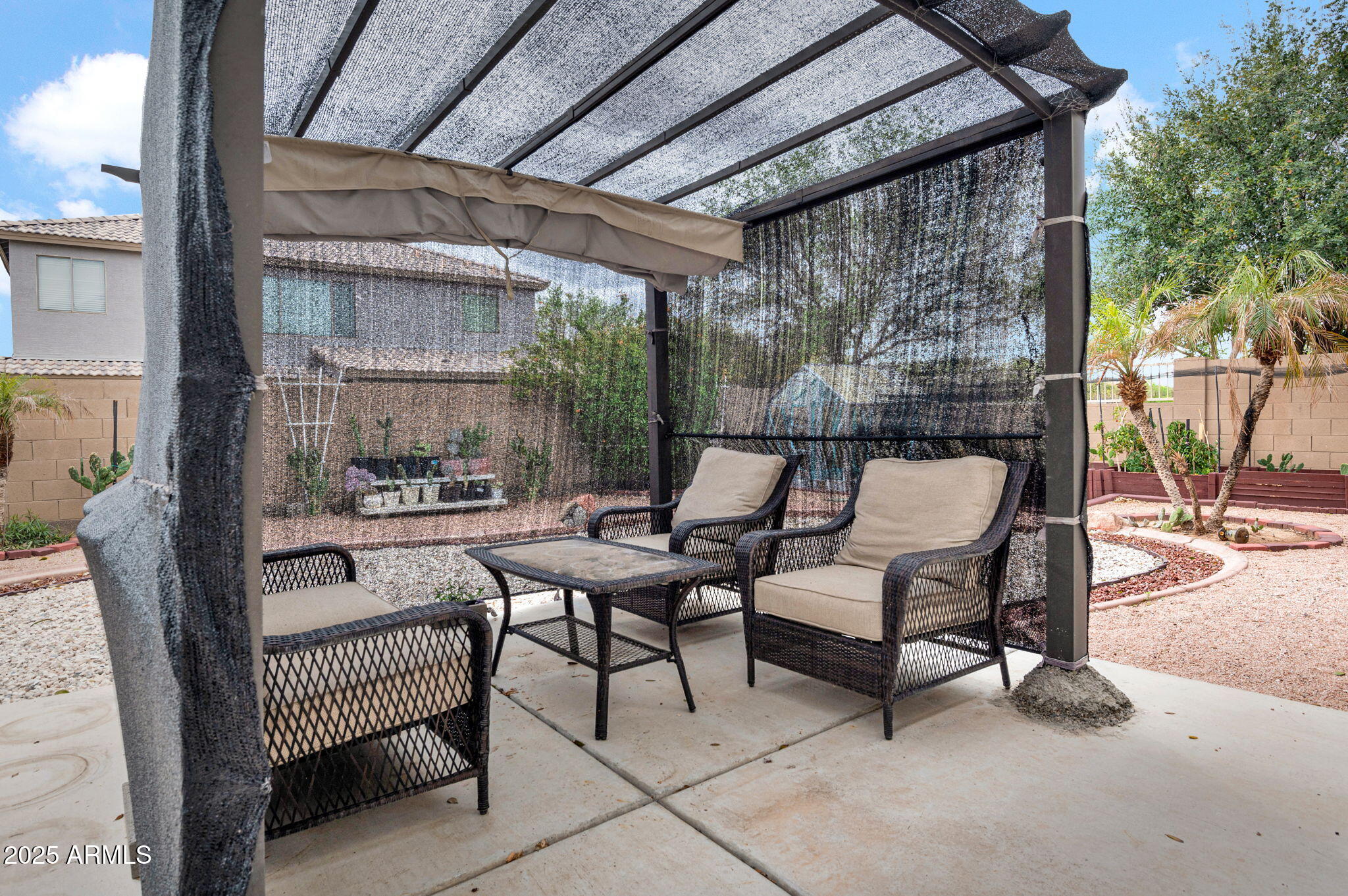 7325 West Williams Street Phoenix, AZ 85043 - Photo 26 of 30 Backyard - Built-in Shade Structure