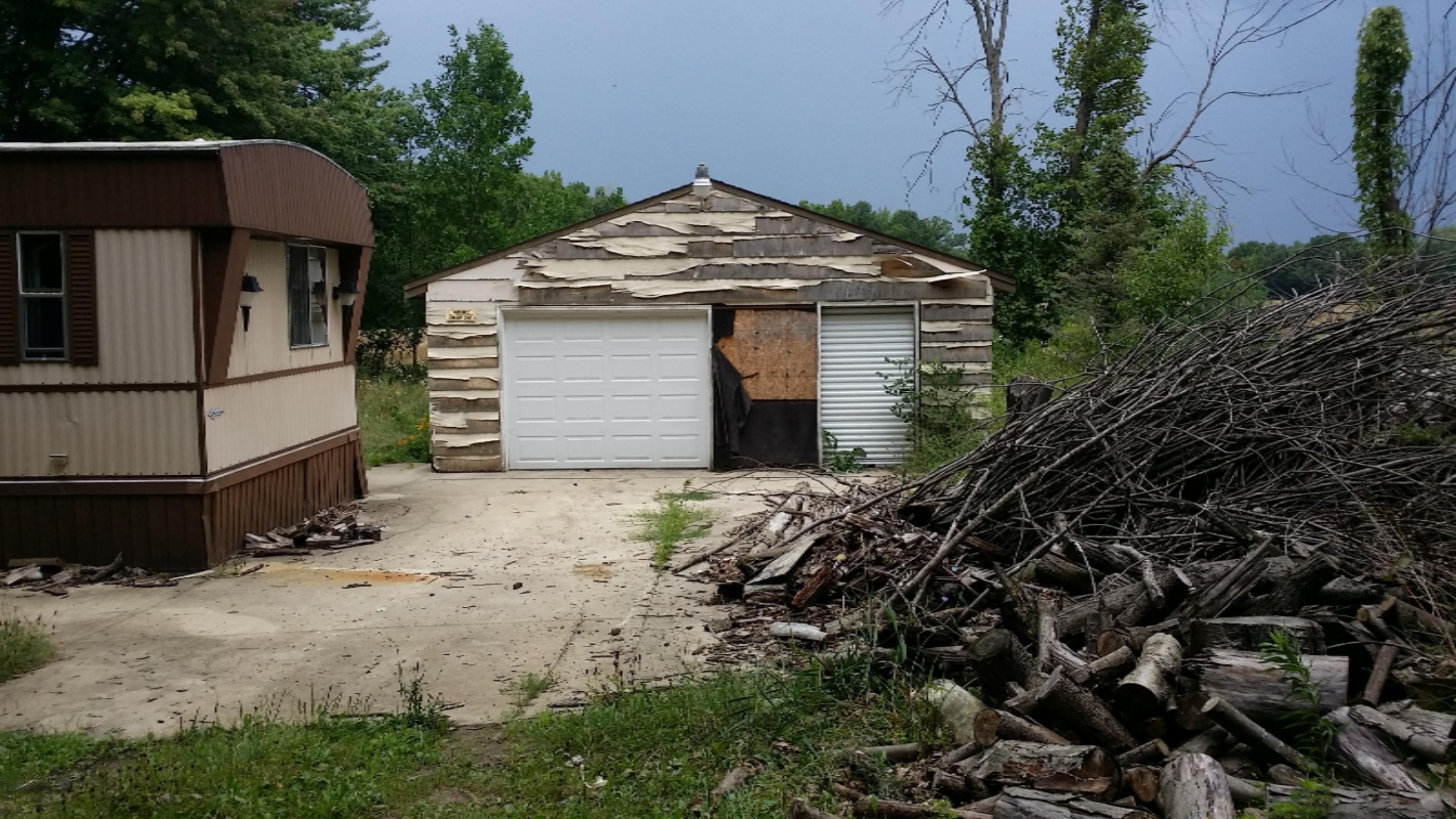 7702 Roth Road Rives Junction, MI 49277 - Photo 2 of 14 20160817_144248