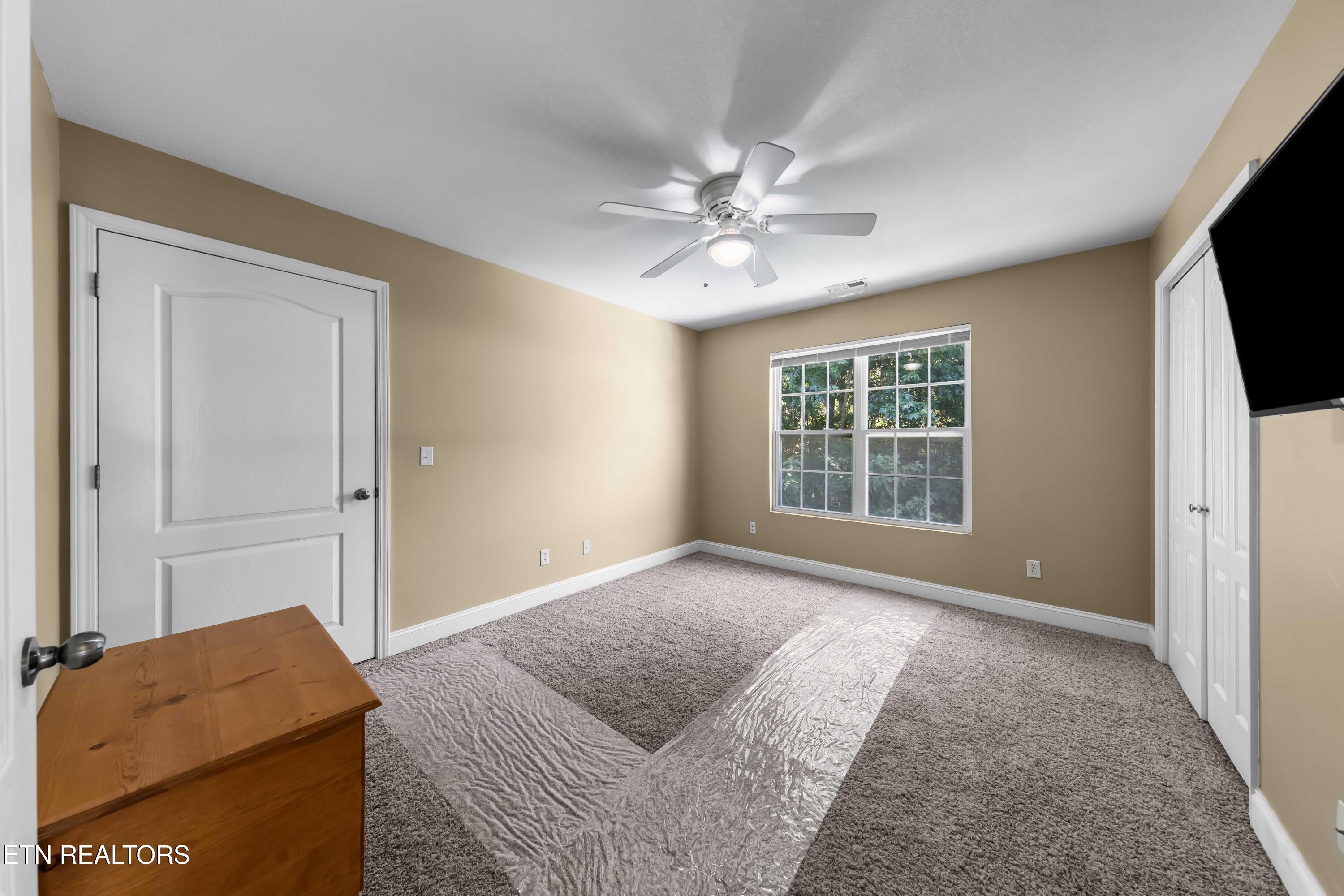 8127 Campbells Point Road Corryton, TN 37721 - Photo 28 of 60 030A9314