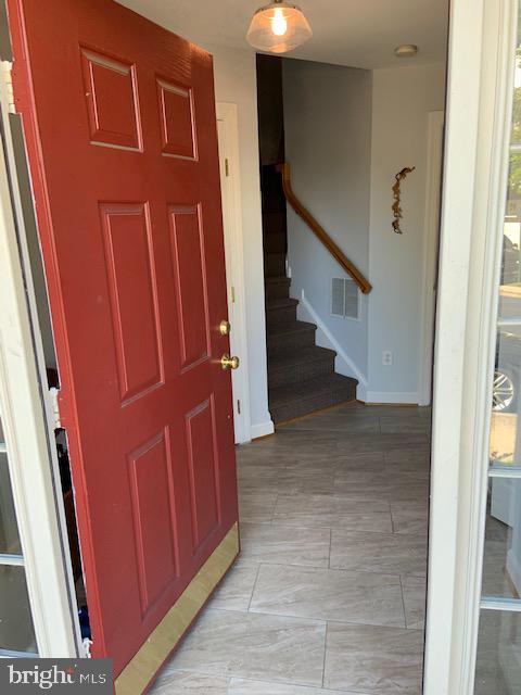 5822 Pearson Lane Alexandria, VA 22304 - Photo 2 of 16