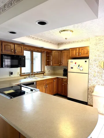 $425,000 | 15 Country Club Drive, Auburn, ME 04210