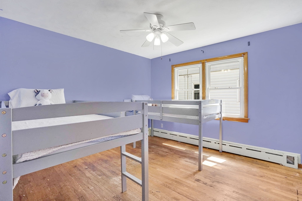 53 Ellerton Street Chicopee, MA 01020 - Photo 17 of 35