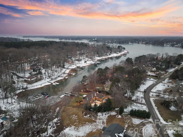 $2,100,000 | 388 Ponderosa Circle, Mooresville, NC 28117