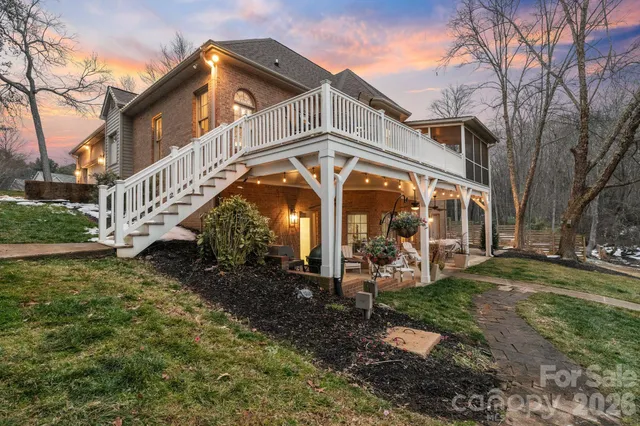 $2,100,000 | 388 Ponderosa Circle, Mooresville, NC 28117