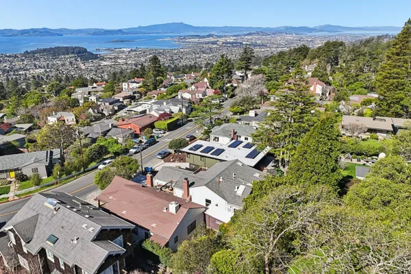 $1,490,000 | 543 Grizzly Peak Boulevard, Berkeley, CA 94708
