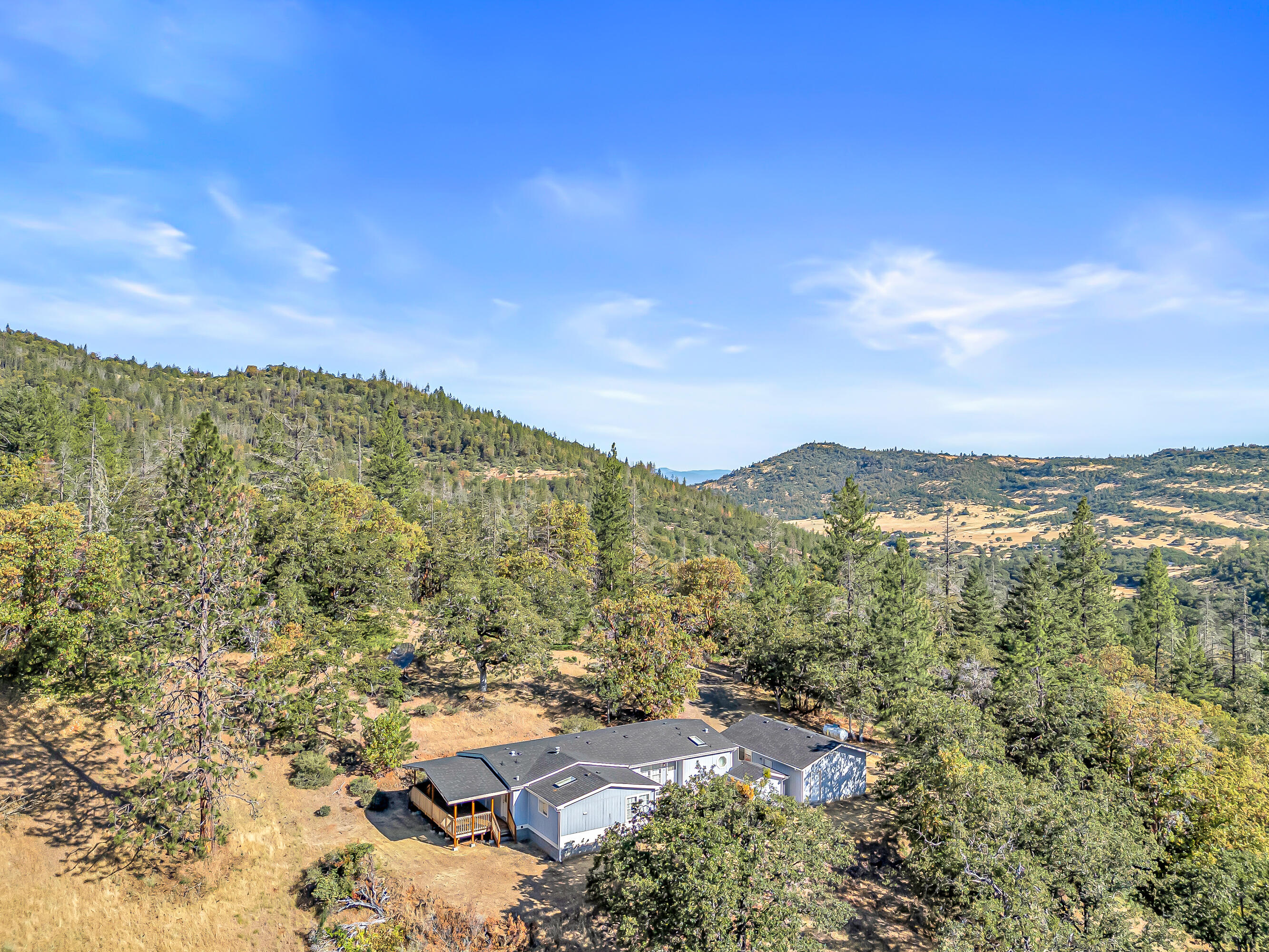 7670 East Antelope Road Eagle Point, OR 97524 - Photo 43 of 48 DJI_20250617090105_0019_D
