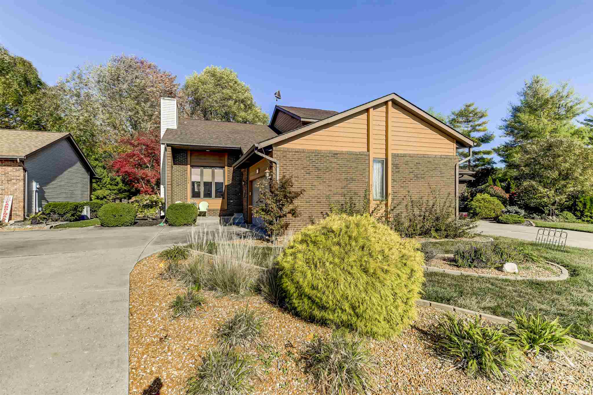 1808 South Cog Mill Springfield, IL 62704 - Photo 1 of 36 Gallery Image 1