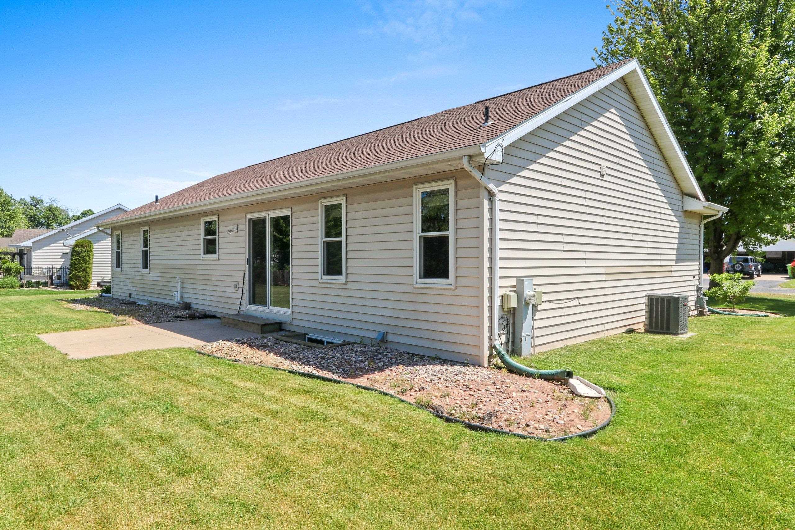 W6034 Paige Way Appleton, WI 54915 - Photo 42 of 48