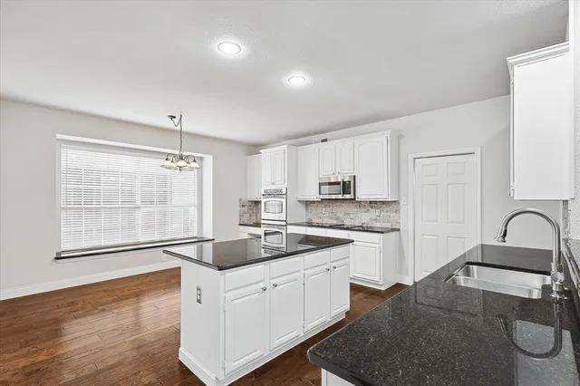 $3,500 | 7201 Sage Meadow Way, Plano, TX 75024