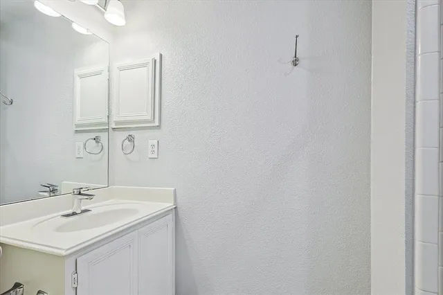 $3,500 | 7201 Sage Meadow Way, Plano, TX 75024