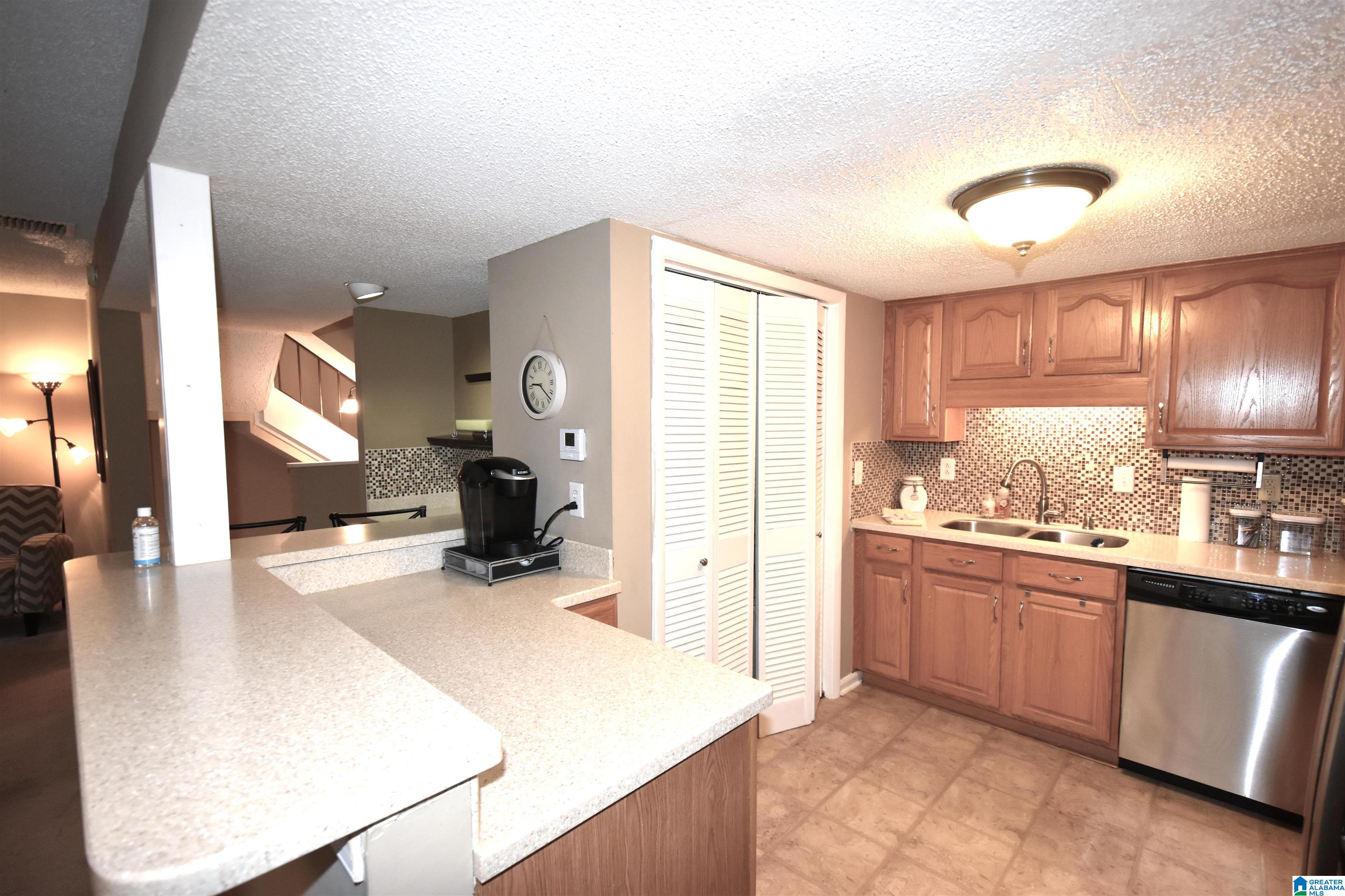 3822 Windhover, Unit 3822 Birmingham, AL 35216 - Photo 4 of 37