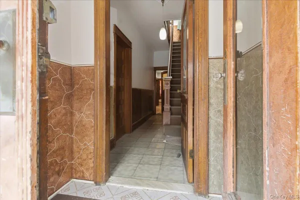 $1,328,888 | 60-51 68th Avenue | Ridgewood