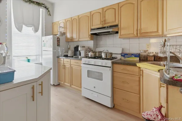 $1,328,888 | 60-51 68th Avenue | Ridgewood
