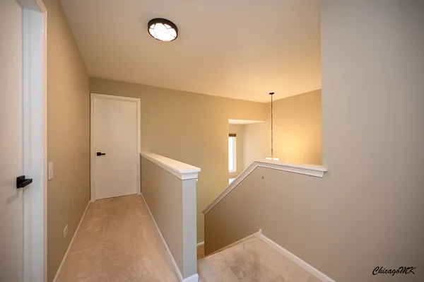 $324,900 | 425 Locksley Drive, Streamwood, IL 60107