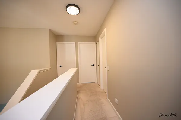 $324,900 | 425 Locksley Drive, Streamwood, IL 60107
