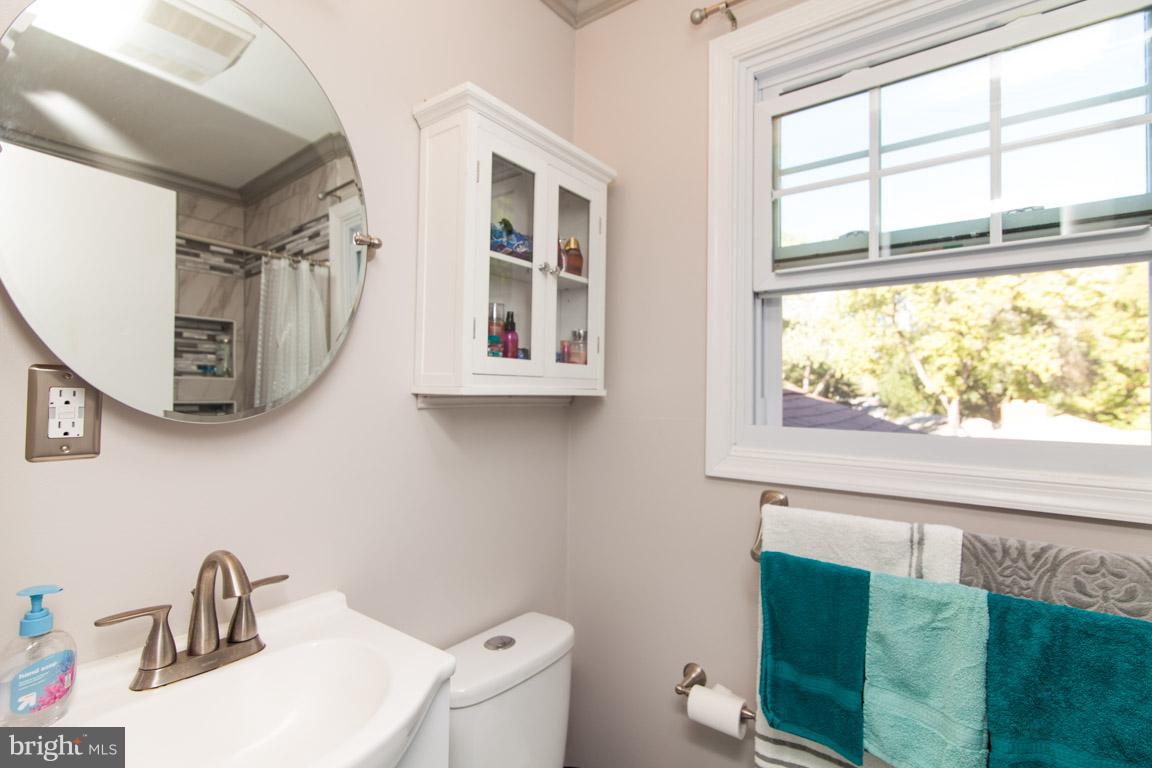511 Maple Ridge Lane Odenton, MD 21113 - Photo 14 of 30 Bath (Master)
