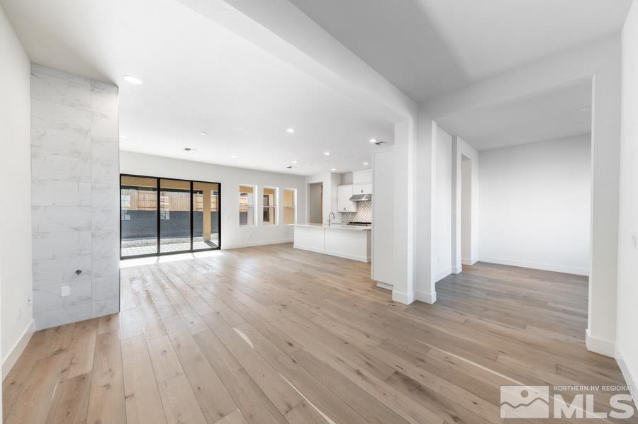2332 Copper Brand Drive, Unit MAYFIELD 388 Reno, NV 89521 - Photo 6 of 29 Photo 6