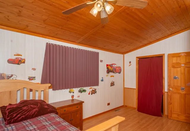 $450,000 | N1531 County Rd B, Coloma, WI 54930