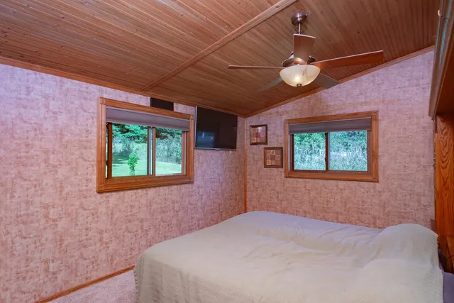 $450,000 | N1531 County Rd B, Coloma, WI 54930