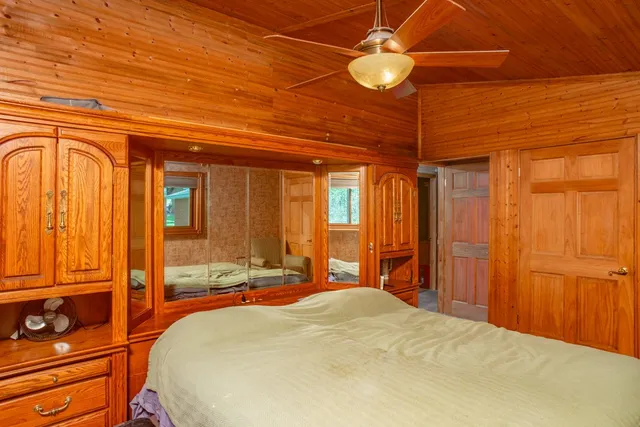 $450,000 | N1531 County Rd B, Coloma, WI 54930