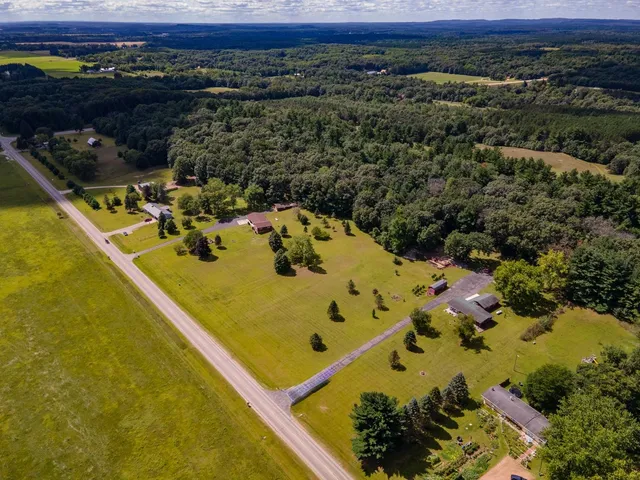 $450,000 | N1531 County Rd B, Coloma, WI 54930