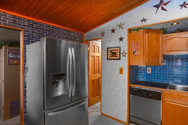 $450,000 | N1531 County Rd B, Coloma, WI 54930