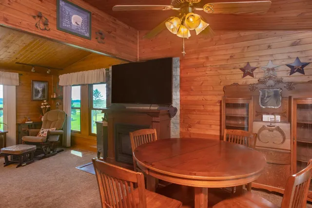 $450,000 | N1531 County Rd B, Coloma, WI 54930