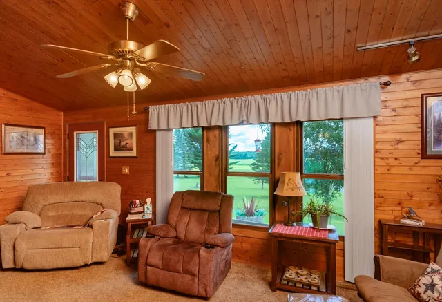 $450,000 | N1531 County Rd B, Coloma, WI 54930