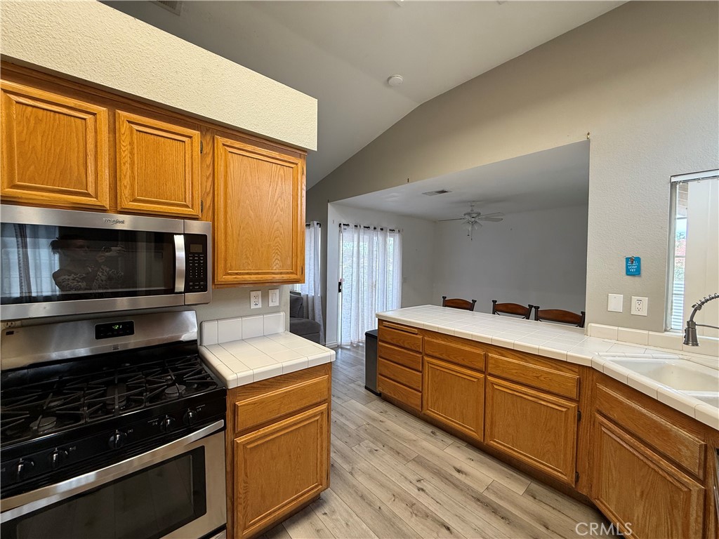 20682 Pahute Road Apple Valley, CA 92308 - Photo 10 of 21 Gallery Image 10