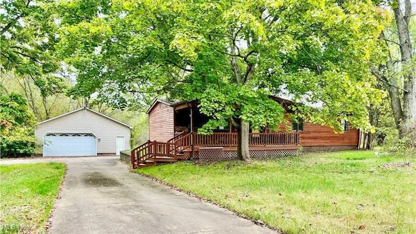 $225,000 | 13885 Beard Road, New Springfield, OH 44443