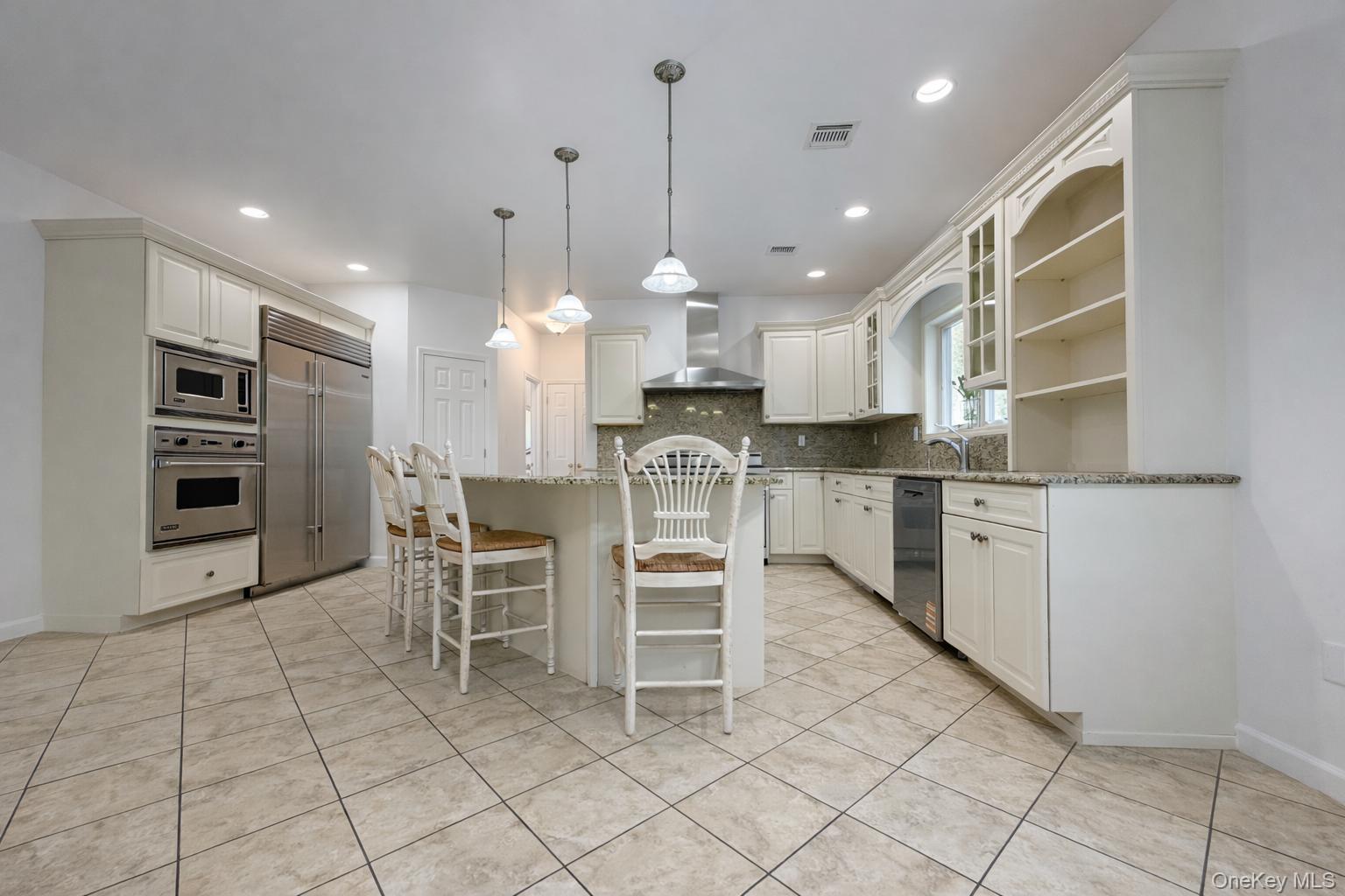 12 Fortune Way Suffern, NY 10901 - Photo 8 of 27