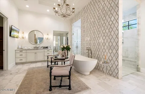 $10,495,000 | 5022 East Orchid Lane, Paradise Valley, AZ 85253