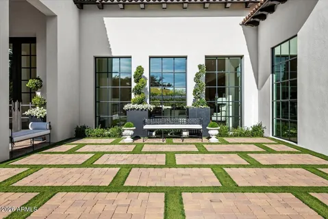 $10,495,000 | 5022 East Orchid Lane, Paradise Valley, AZ 85253