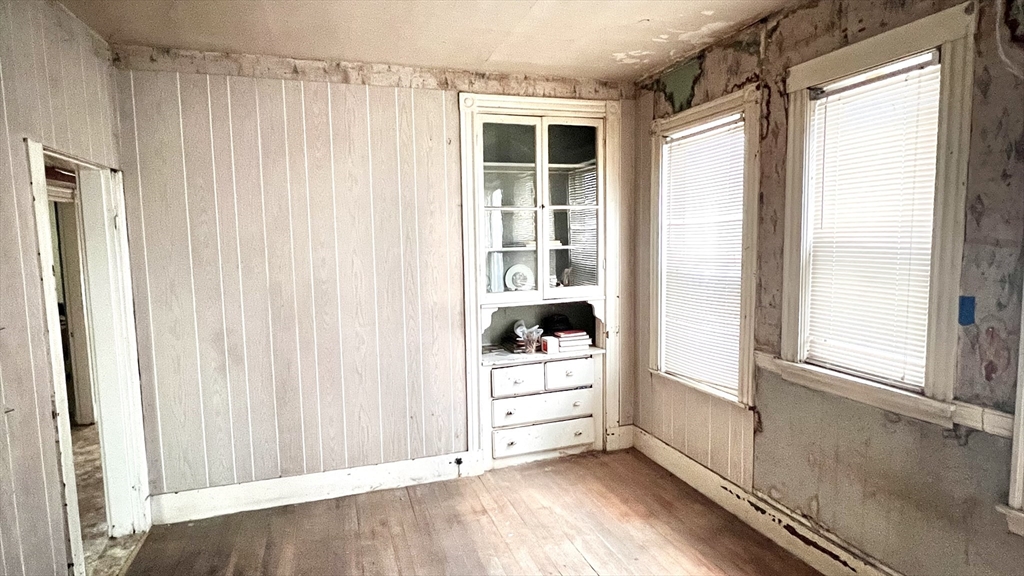 441 Winthrop Street Winthrop, MA 02152 - Photo 10 of 10 a view of an empty room with a window