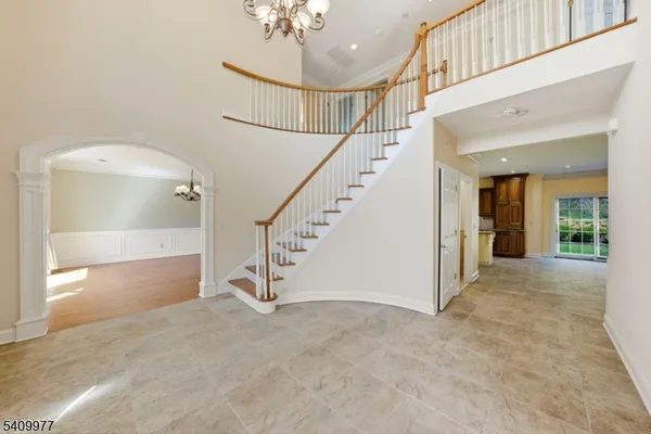 a view of entryway